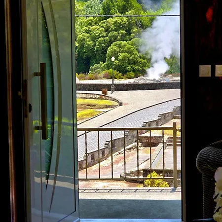 Semesterbostad Encanto Caldeiras Furnas (Azores)